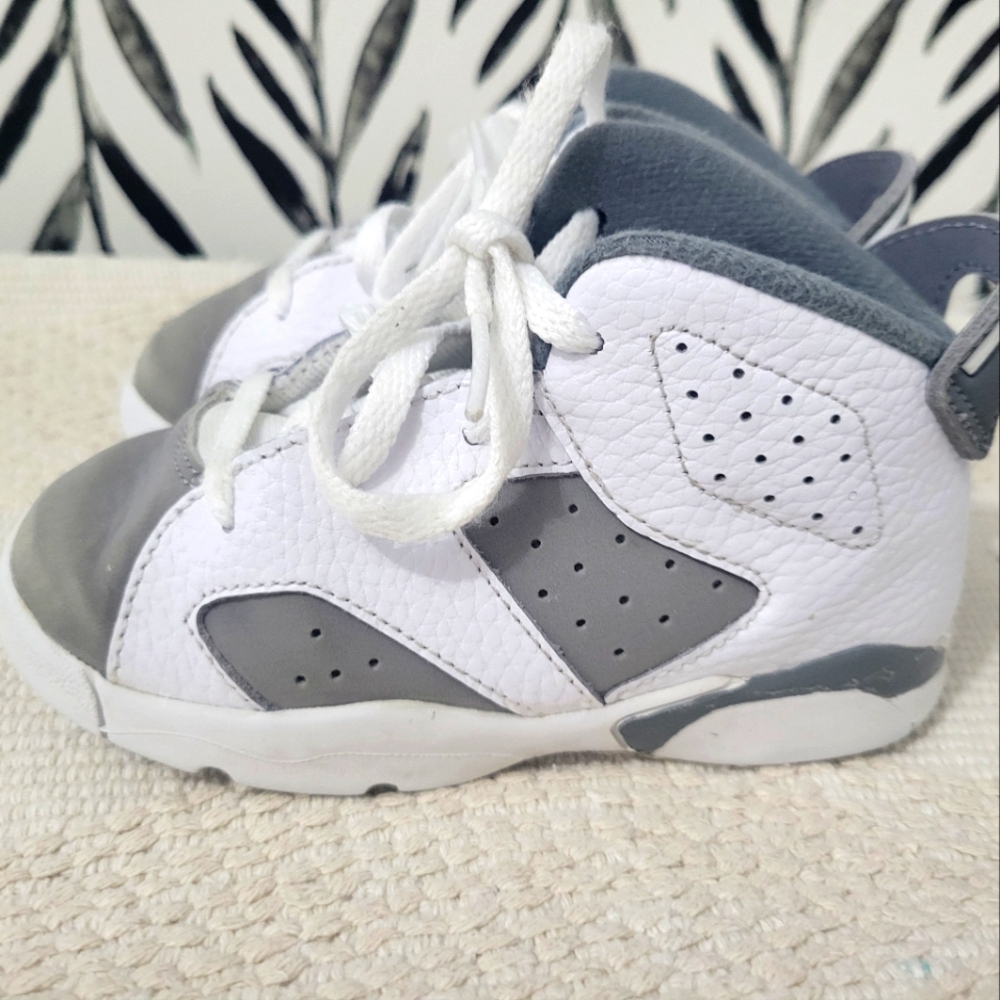 Retro Jordans - Toddler